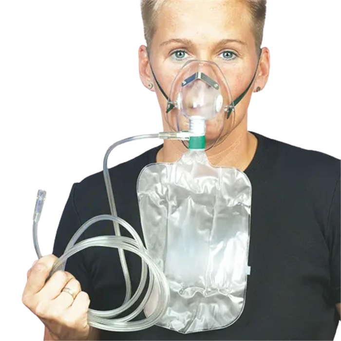 DCT Sauerstoffmaske mit hoher Konzentration, Kinder, mit Reservoirbeutel, 2,10 m Sicherheitsschlauch DCT Sauerstoffmaske mit hoher Konzentration, Kinder, mit Reservoirbeutel, 2,10 m Sicherheitsschlauch
