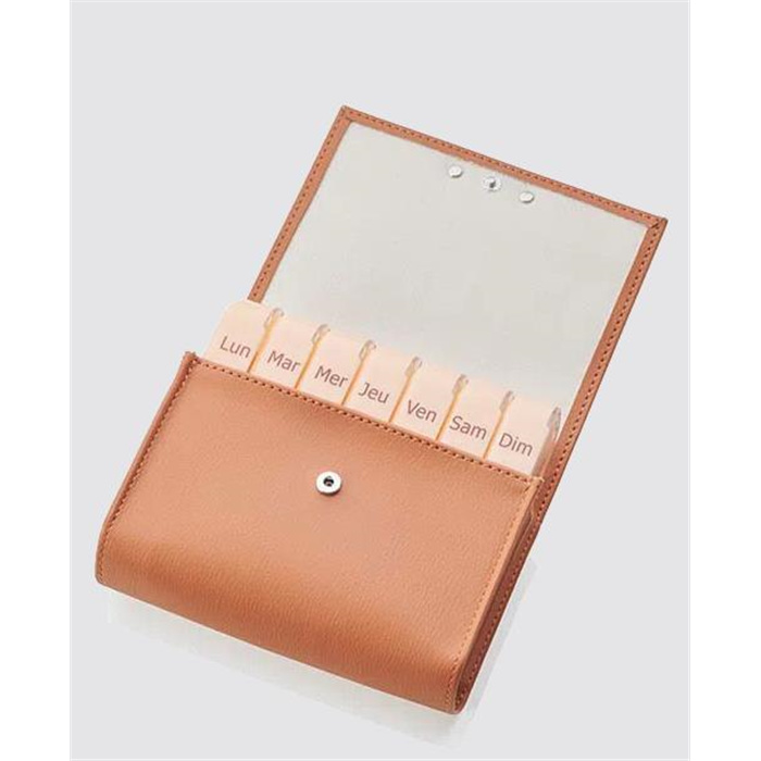 PILBOX MAXI FAUVE
BRAUN-ORANGE PILBOX MAXI FAUVE
BRAUN-ORANGE